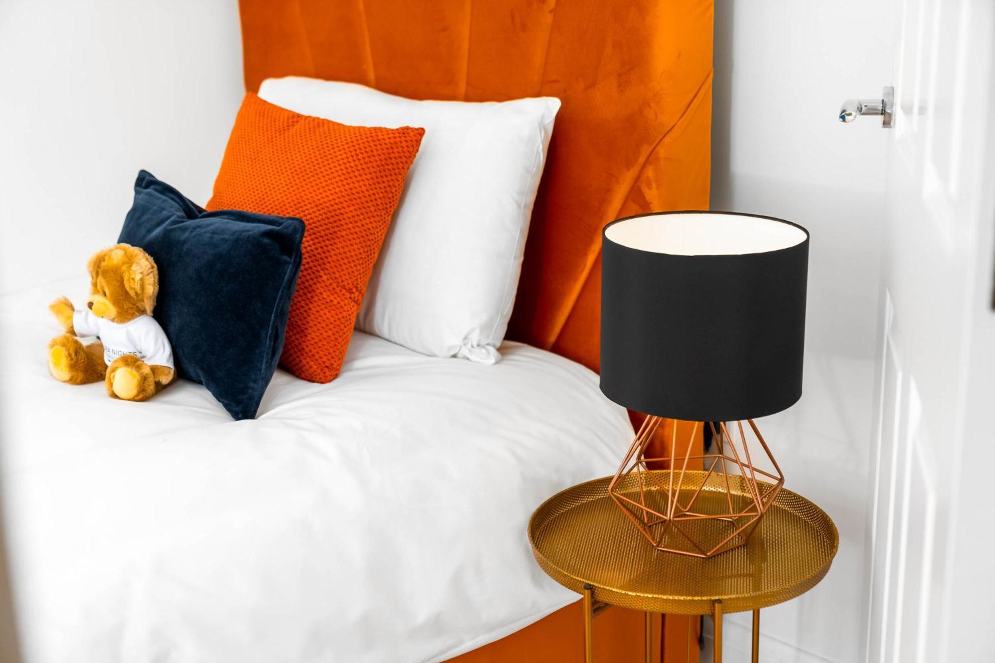 Luxury City Centre 5 Bed House With En-Suite, Bbq, On-Site Parking By Azura Nights Birmingham Exteriör bild