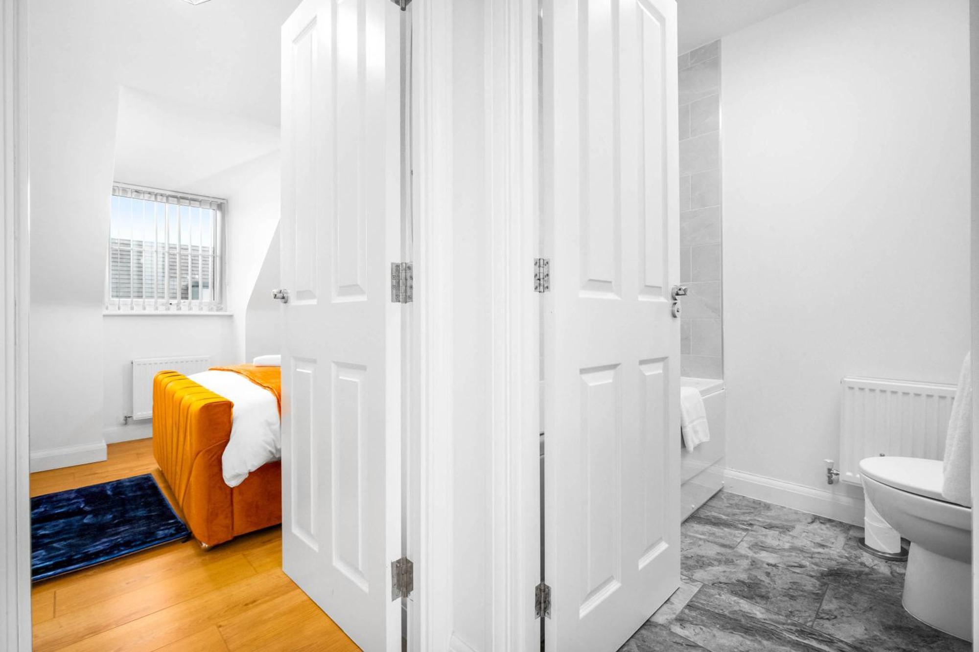 Luxury City Centre 5 Bed House With En-Suite, Bbq, On-Site Parking By Azura Nights Birmingham Exteriör bild