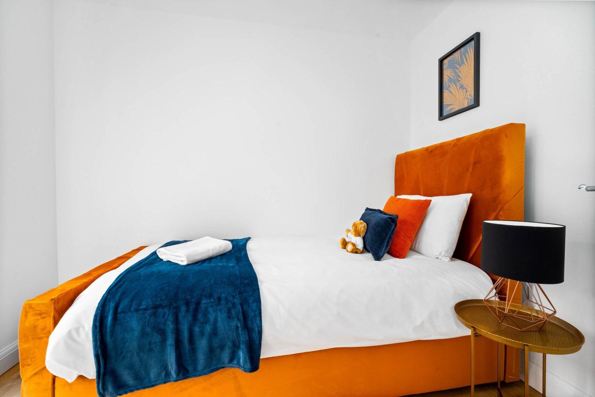 Luxury City Centre 5 Bed House With En-Suite, Bbq, On-Site Parking By Azura Nights Birmingham Exteriör bild