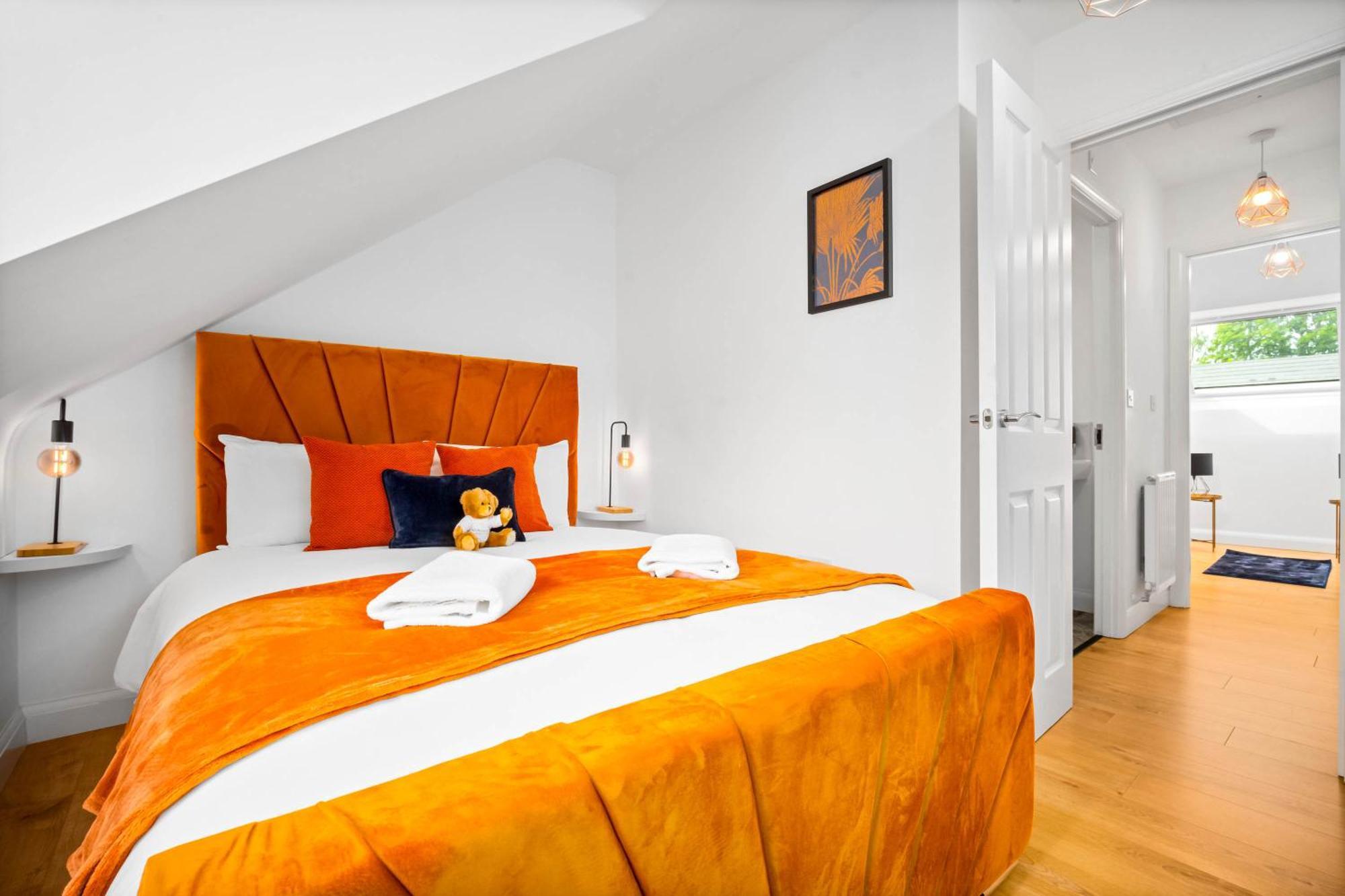 Luxury City Centre 5 Bed House With En-Suite, Bbq, On-Site Parking By Azura Nights Birmingham Exteriör bild