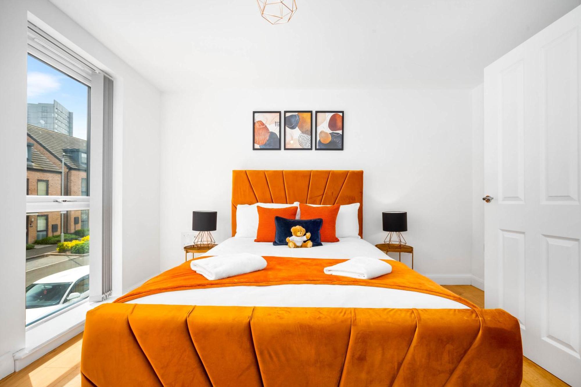 Luxury City Centre 5 Bed House With En-Suite, Bbq, On-Site Parking By Azura Nights Birmingham Exteriör bild